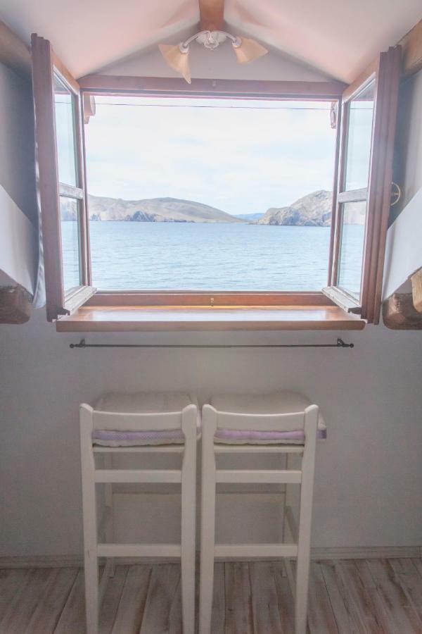 Apartments Authentic Baska Bagian luar foto
