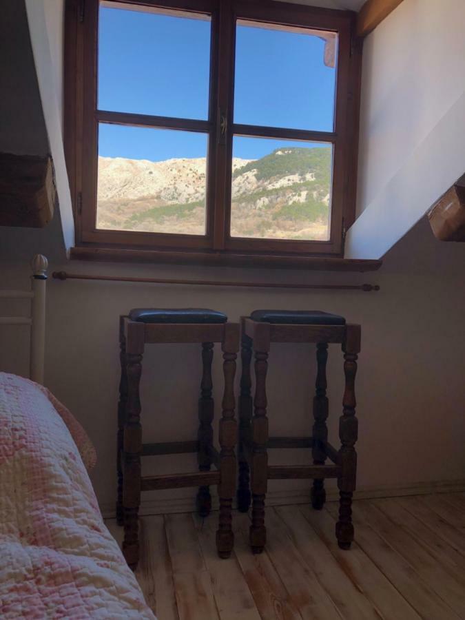 Apartments Authentic Baska Bagian luar foto
